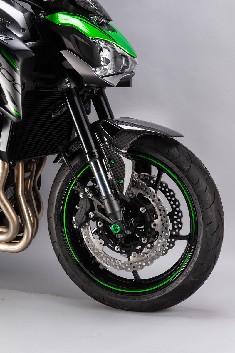 Lightech carbon voorspatbord (glanzend) Kawasaki Z900 (2017-2024)