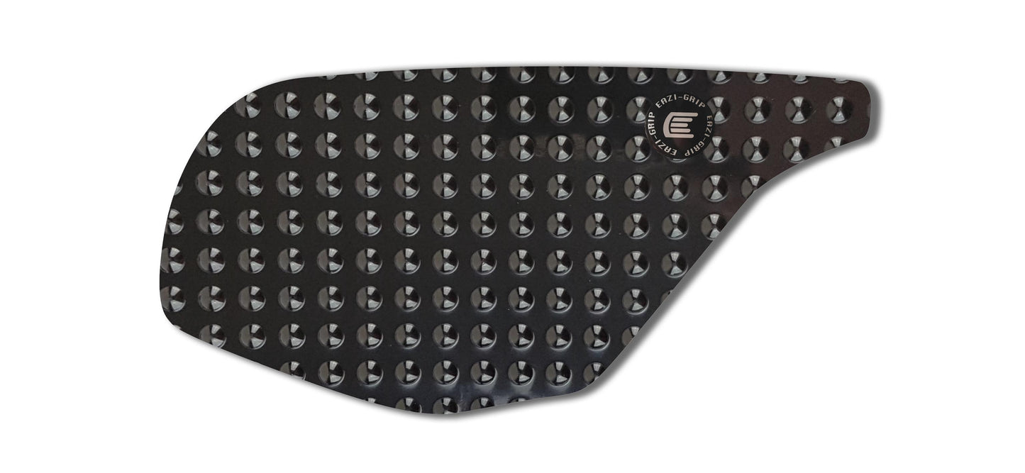 EaziGrip EVO Black tank grip pad set Triumph Daytona 675 (2013-2017)