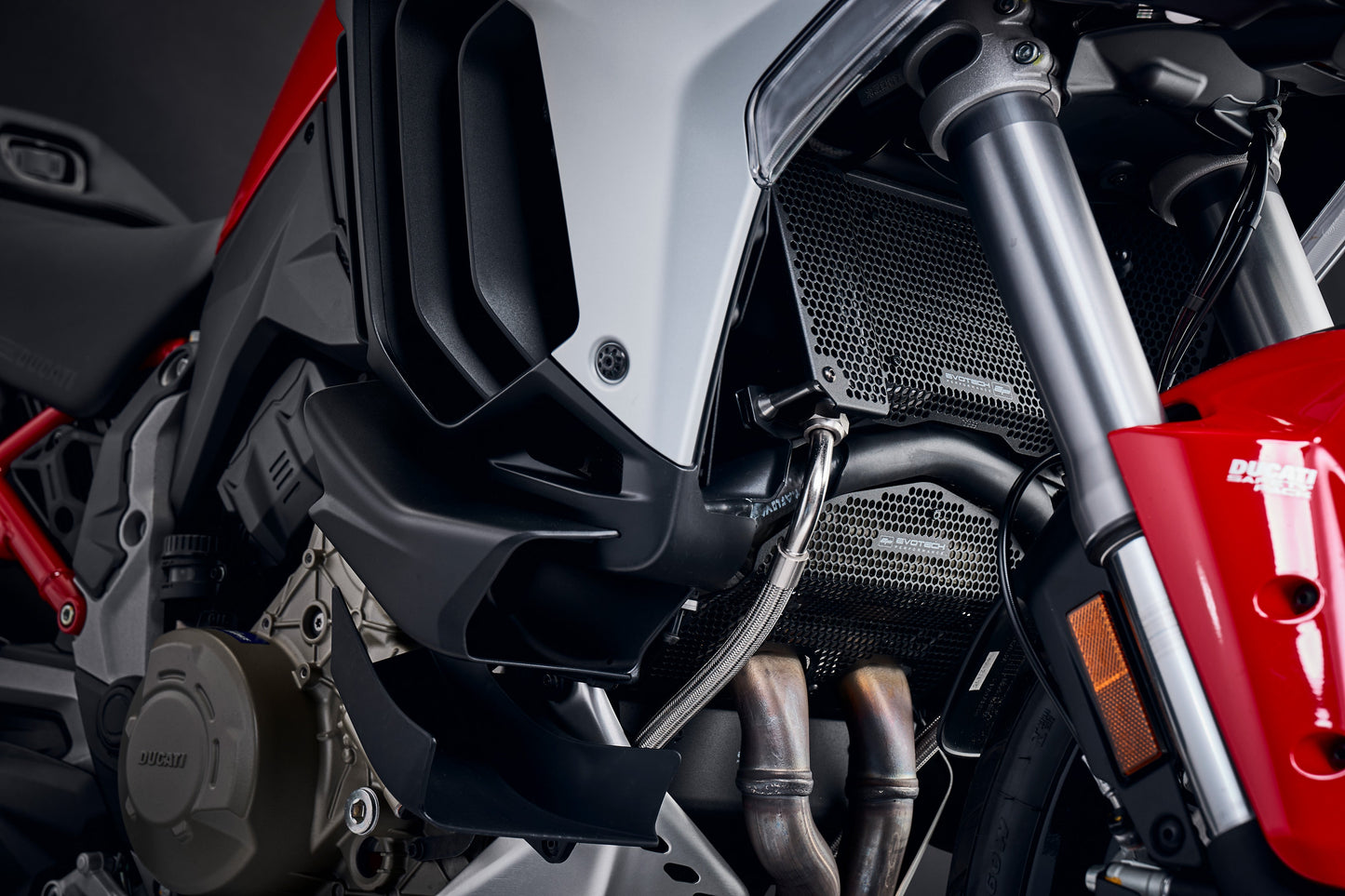 Evotech Cylinder Head Guard Set - Ducati Multistrada V4 RS (2026+)