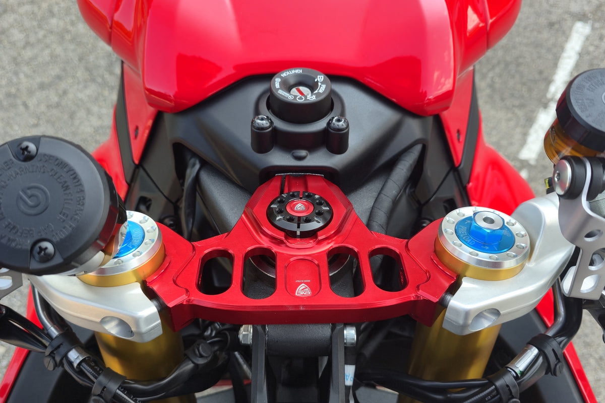 Bovenste Kroonplaatmoer CNC Racing – Ducati Panigale V2S (2025+)