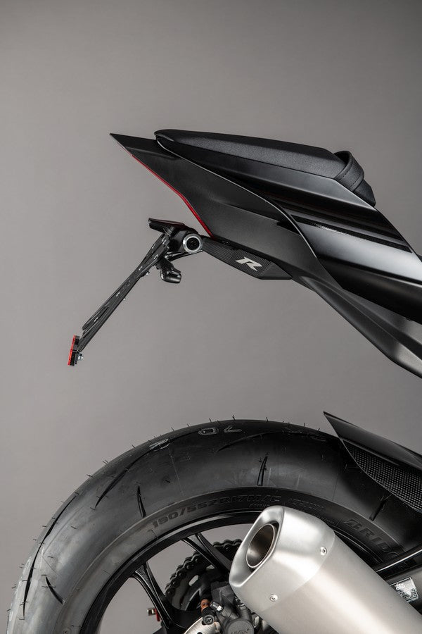 Kentekenplaathouder 'Race' Lightech Kit – Innovation Meets Elegance - Yamaha R1 - R1M 2015-2024