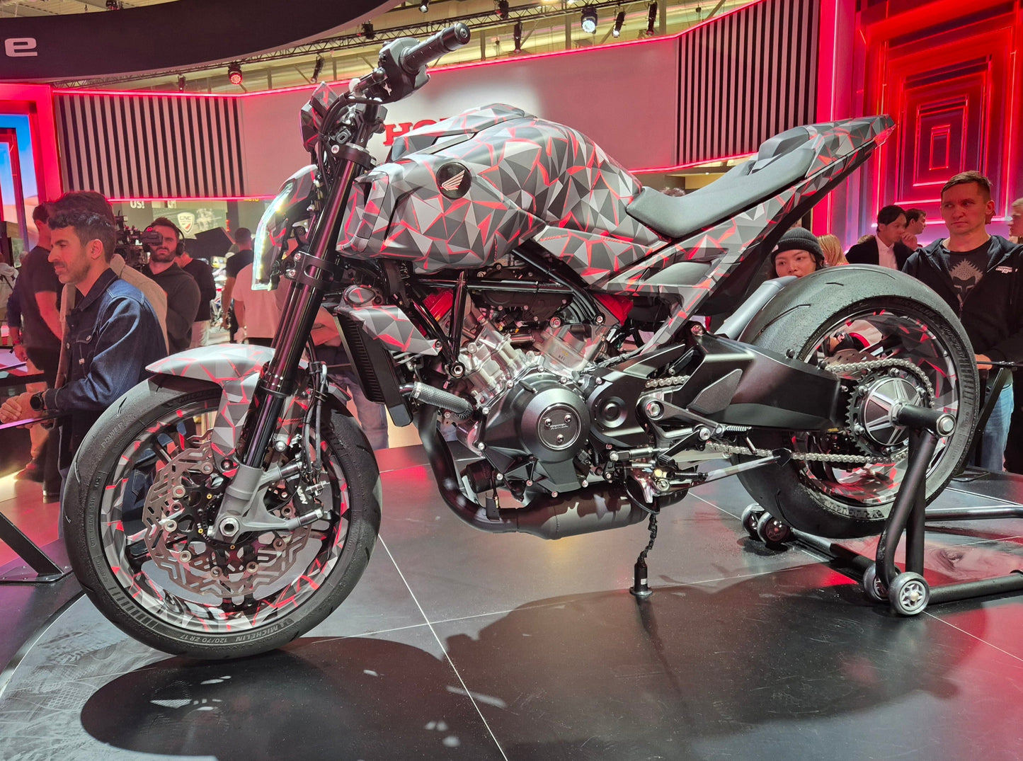 Honda V3R 900 E-Compressor Prototype – de gulden middenweg tussen verleden en toekomst