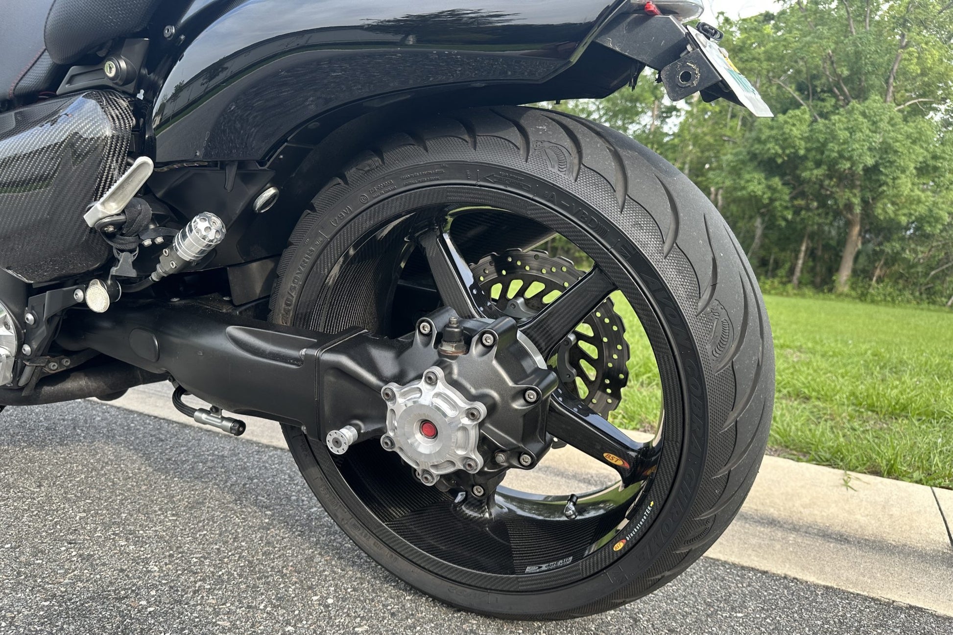 BST Carbon Achtervelg Black Star 8,0 x 18" Yamaha V-Max 2009-2021