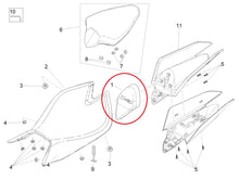 Aprilia 2B012609 rubber seatcover pad voor seatcover RSV4 / Tuono V4 (2025+)