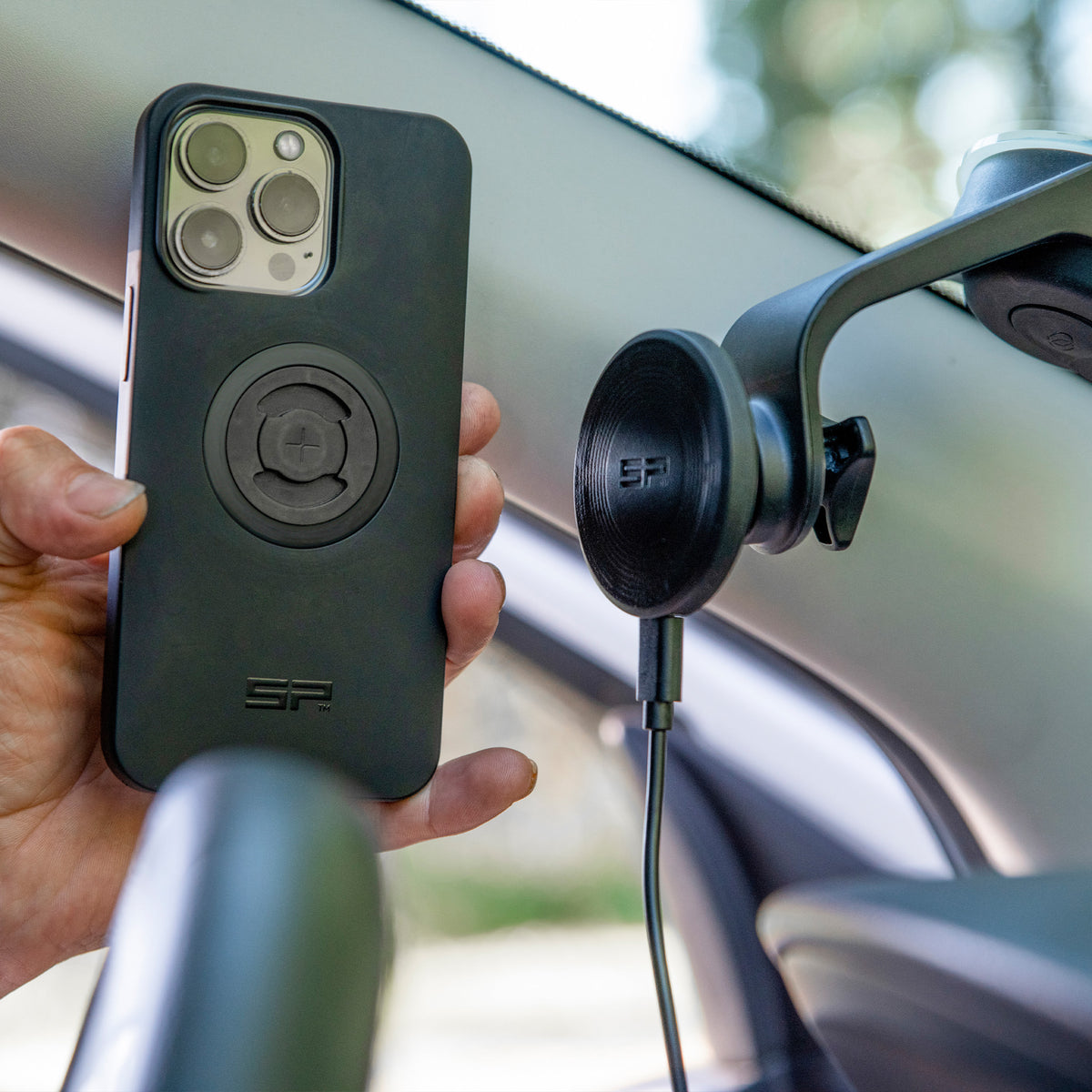 SP Connect Charging Suction Mount SPC+ – autohouder met zuignap en 15W laden – afbeelding 4