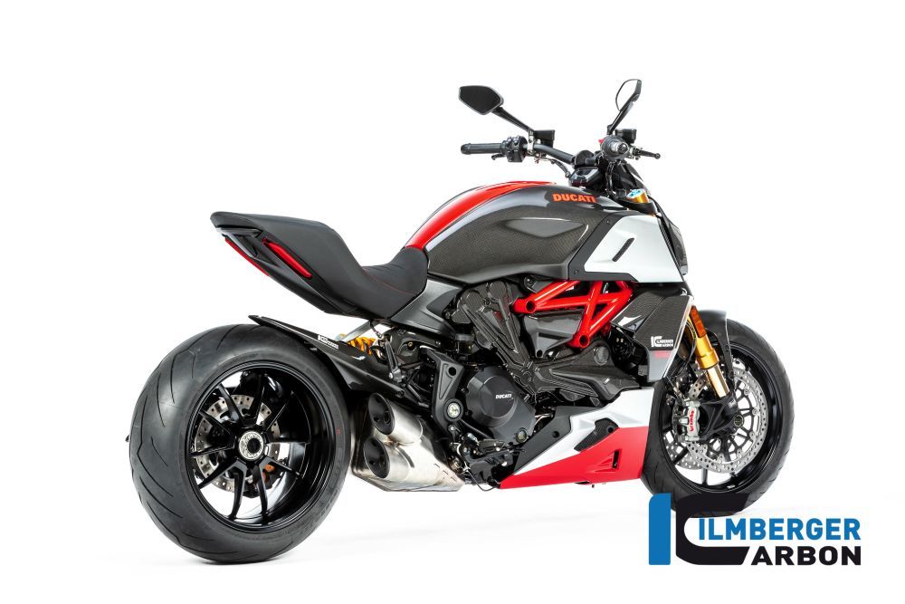 
                  
                    Abgasvorschüsse am Verteiler Gloss Ducati Diavel 1260 Lamborghini (2021)
                  
                