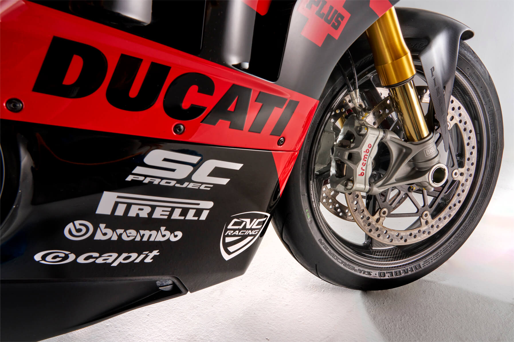 BST Star TEK achtervelg carbon 6,0 x 17" Ducati Monster V2 (2026+)