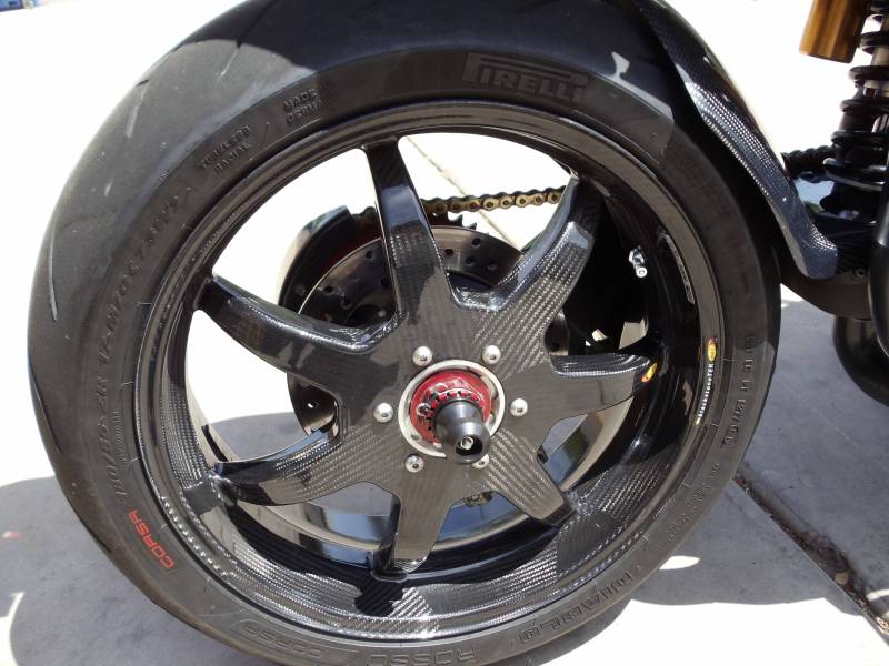 BST Carbon Voorvelg Diamond TEK 3,5 x 17" Triumph Street Triple R (2020-2022)