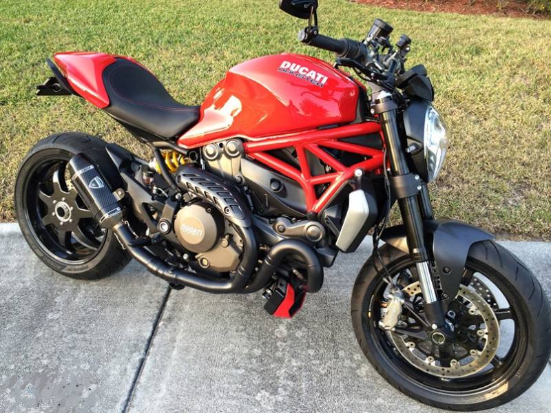 BST Carbon Achtervelg Mamba TEK 6,0 x 17" Ducati Monster S2R 800 1000 2005 t/m 2008