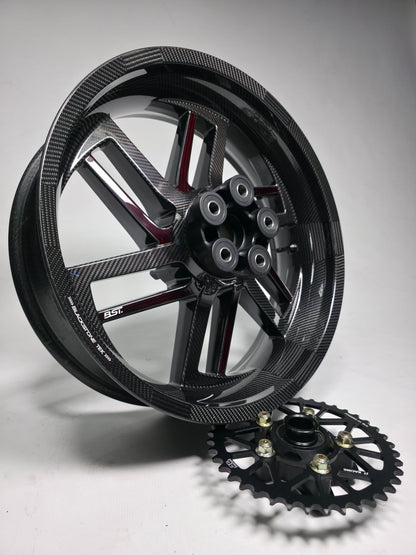 BST Reaper TEK 5.5x18'' carbon achtervelg voor Harley Davidson XL1200R Sportster 1200 Roadster (2008)