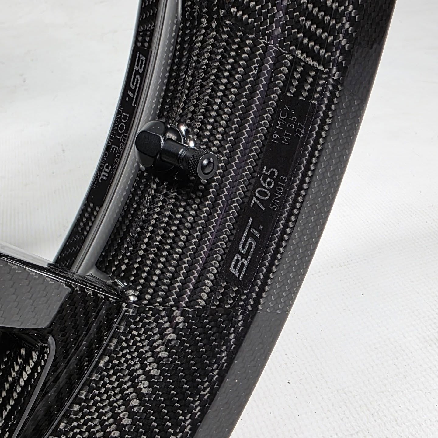 BST Reaper TEK 3.5x19" carbon voorvelg voor Harley Davidson FLTRX Road Glide (2024 - 2025)