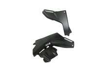 Paneles de carbono Lightech debajo del tanque (2 pcs.) (Glossy) Ducati Multistrada V4 S (2021+)