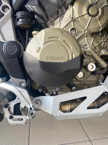 Lightech carbon koppelingsdeksel cover (mat) Ducati Streetfighter V4 (2020+)