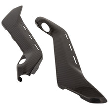 Paneles pequeños de carbono ligero debajo del tanque (2 pcs.) (Glossy) Ducati Panigale V4 S (2018-2024)