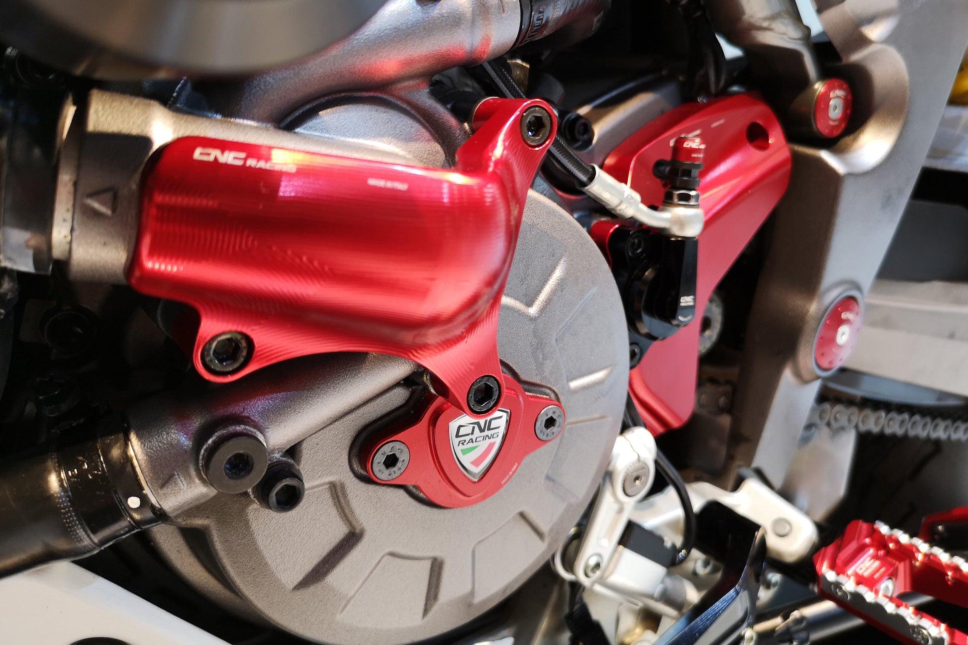 Larger kickstand foot Hypermotard 821 950 Ducati Hypermotard 950 SP (2019-2025)