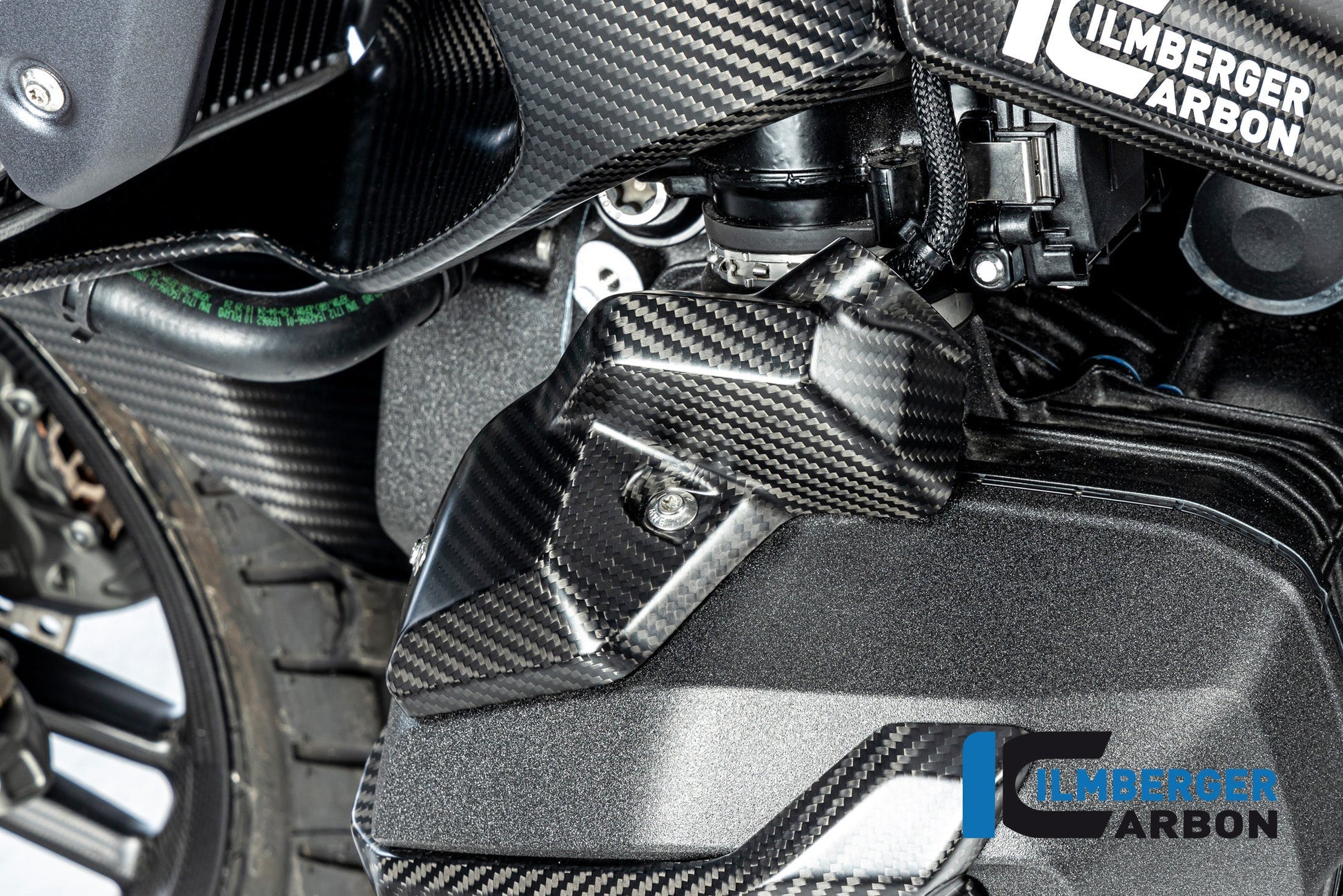 Injector Cover links mat carbon BMW R1300GS TE 2023+
