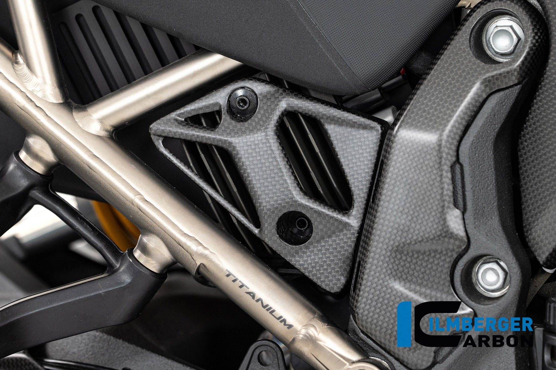Driehoekige framecover rechts mat carbon Ducati Multistrada V4RS (2024)