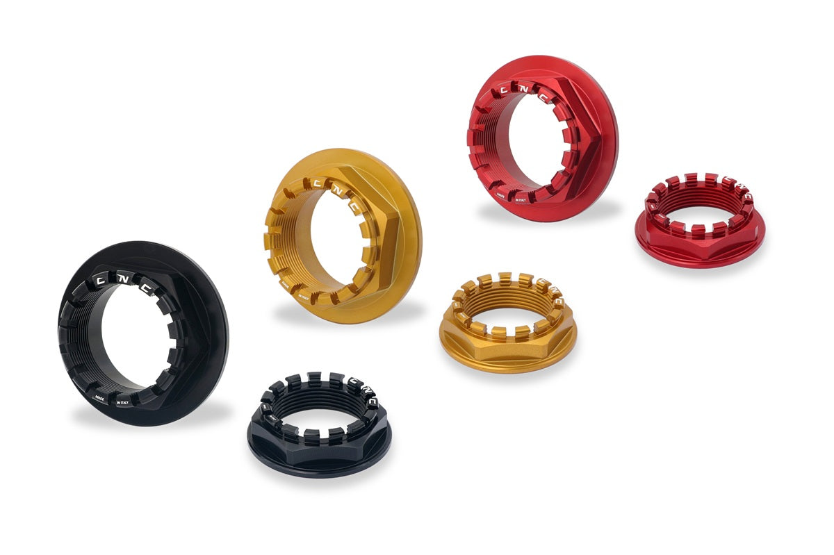 Achteras moerenset Ducati Monster S4R (2003-2005) beschikbare kleuren zwart rood goud