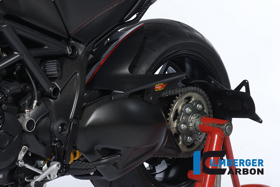 Achterspatbord (hugger) mat carbon Ducati Diavel Strada (2013-2015)