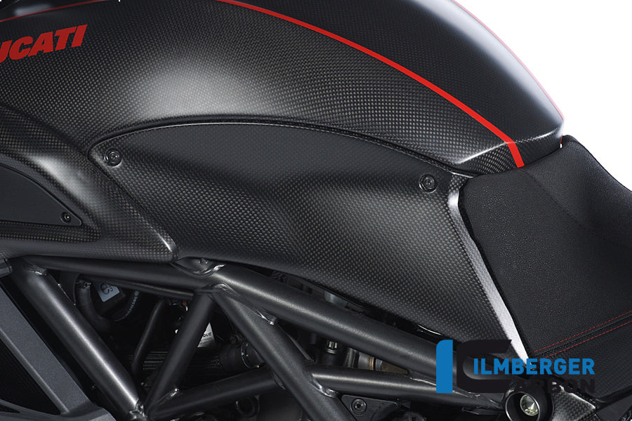 Tank zijpaneel links carbon cover Ducati Diavel Strada (2013-2015)