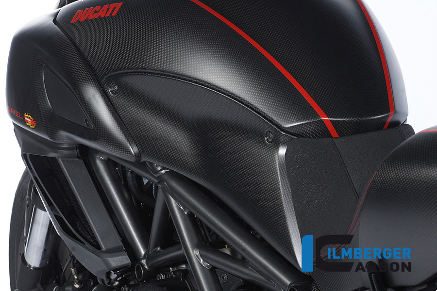 Tank zijpaneel links carbon cover Ducati Diavel Strada (2013-2015)