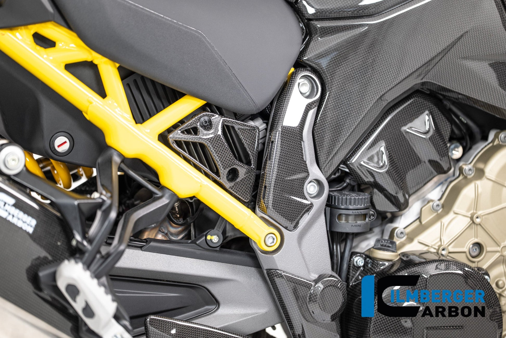 Driehoekige framecover rechts glanzend carbon Ducati Multistrada V4 (2021-2024)