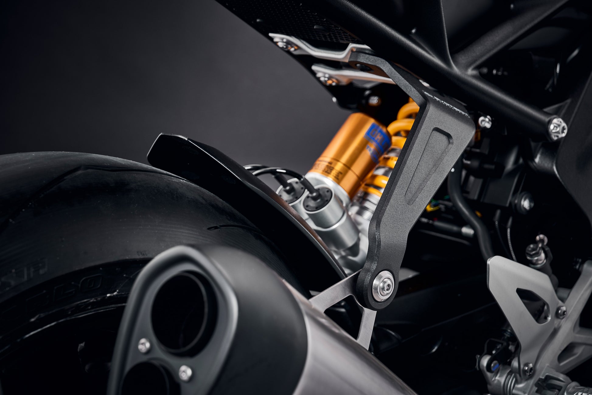 Evotech Triumph Speed Triple 1200 RR Black Uitlaatsteun (2022+)