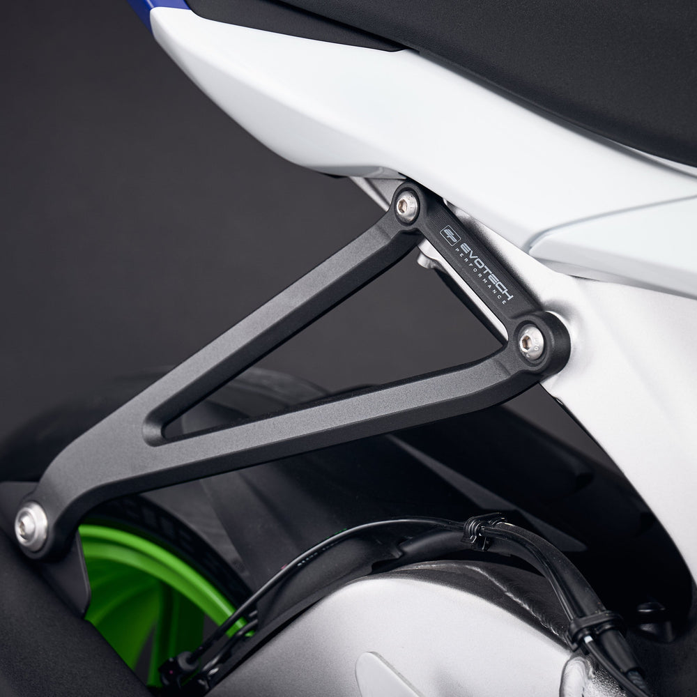 Evotech Kawasaki Ninja ZX-6R 40th Anniversary Edition Exhaust Pendant & Pillion Footpeg Removal Kit (2024+)