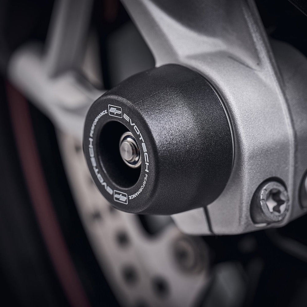 
                  
                    The front wheel of the BMW S1000 RR with EP Spindle Bobbin precisely fitted, offering front fork and brake caliper protection.
                  
                