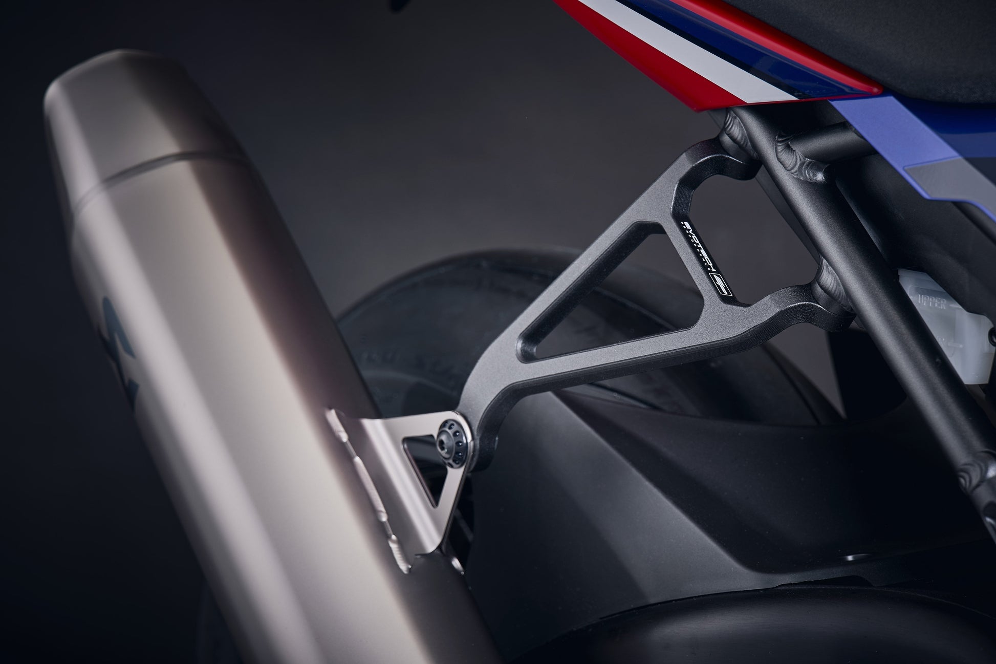 Evotech Honda CBR1000RR-R Fireblade SP Carbon Edition Uitlaatsteun (2024+)