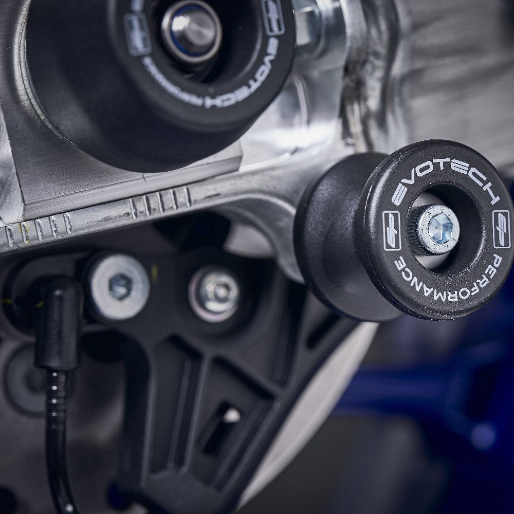 EP Paddock Stand Bobbins bolted into the swingarm of the Yamaha YZF-R1.