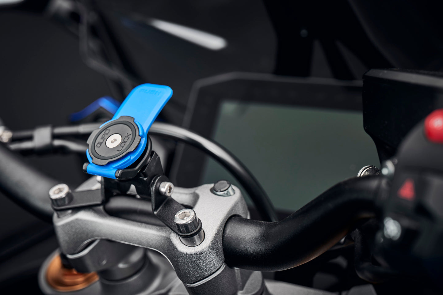 Evotech Quad Lock Handlebar Clamp Monte de navegación por satén - Suzuki GSX -S1000GT (2022+)