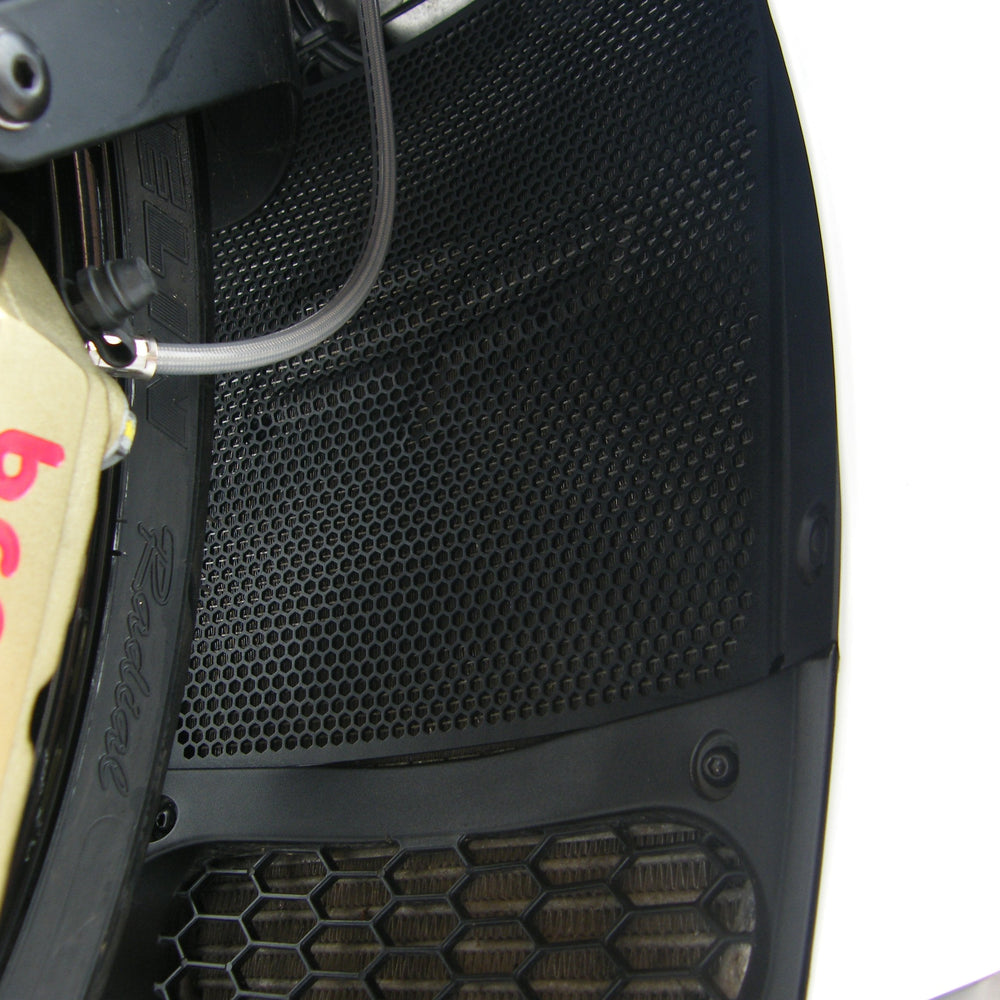 
                  
                    Aprilia RSV4 1000 RR with EP Radiator Guard installed
                  
                