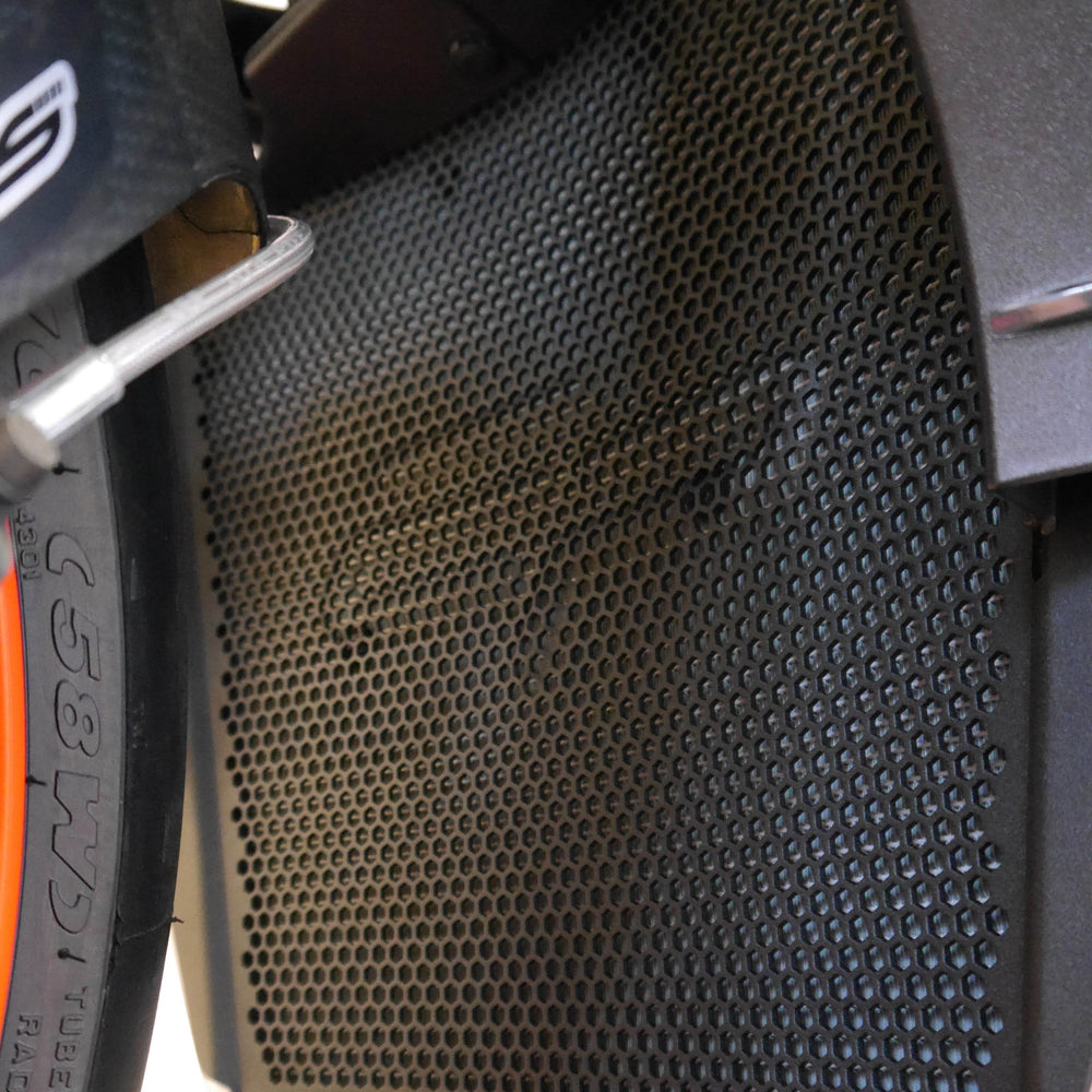 
                  
                    Aprilia Tuono V4 1100 RR with EP Radiator Guard installed
                  
                