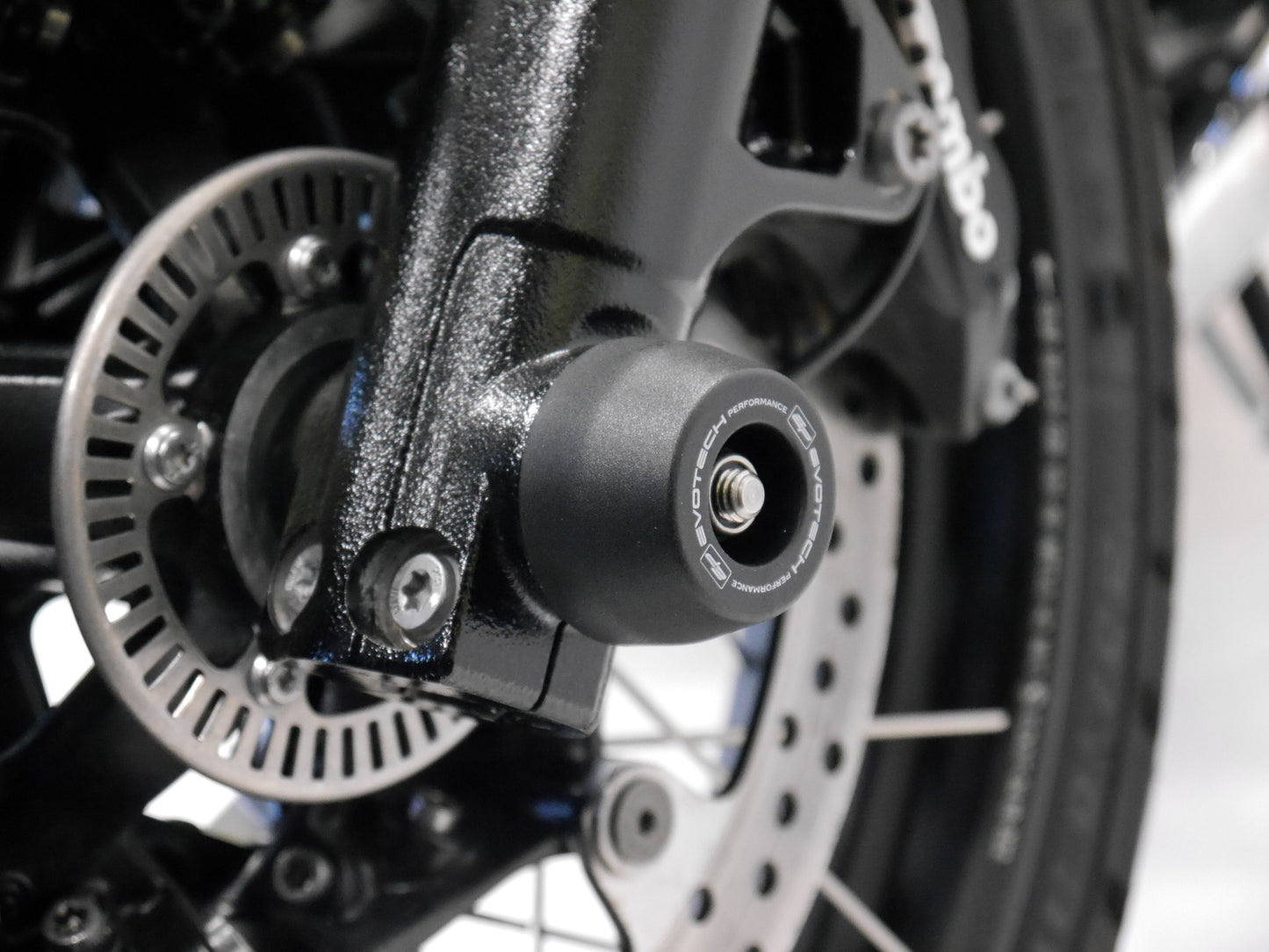 Evotech Front Spindle Bobbins - BMW R nineT Scrambler (2017+)