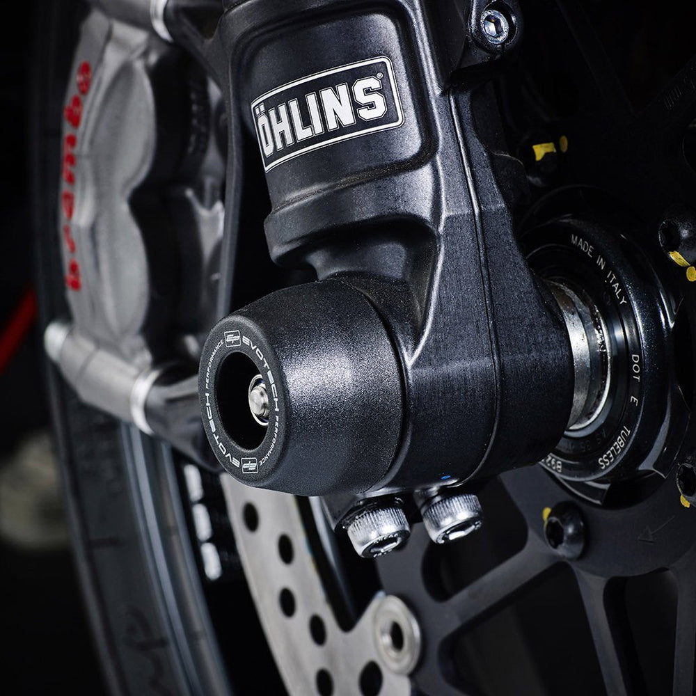 
                  
                    The seamless fit of EP nylon bobbin to the front fork of the Ducati Hypermotard 821.
                  
                