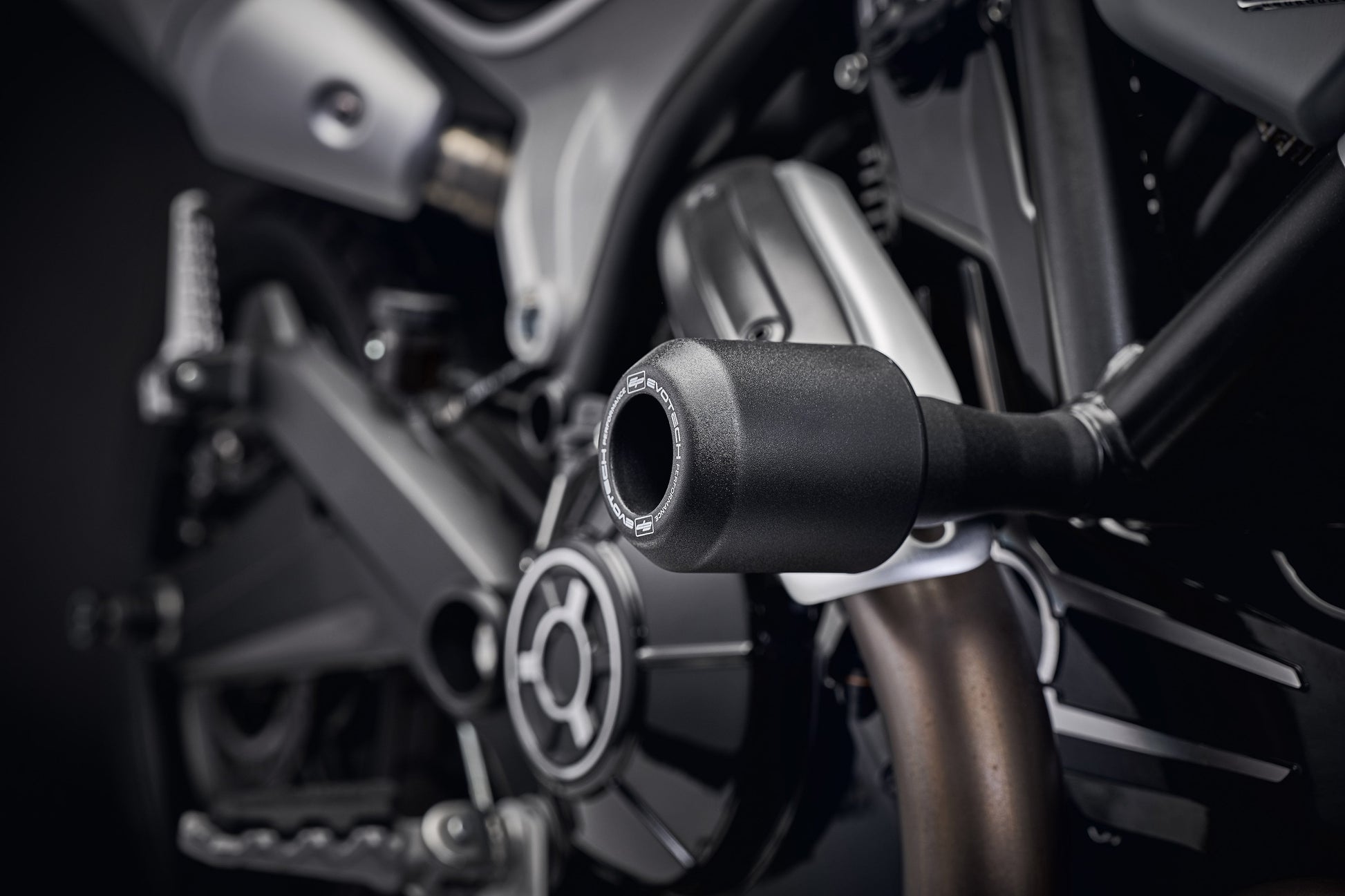 Evotech Ducati Scrambler 1100 Dark Pro Valblokken set (2021+)