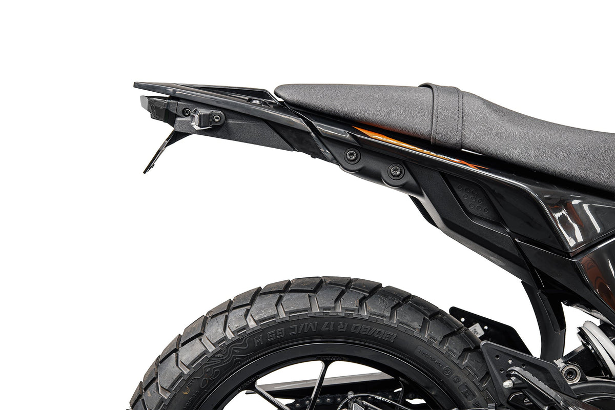 Kentekenplaathouder (Helder achterlicht) Evotech - KTM 125 SMC R (2026+)