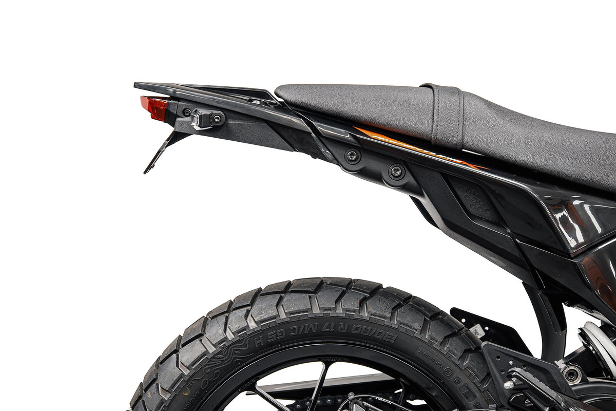 Kentekenplaathouder (Rood Achterlicht) Evotech - KTM 125 Enduro R (2026+)
