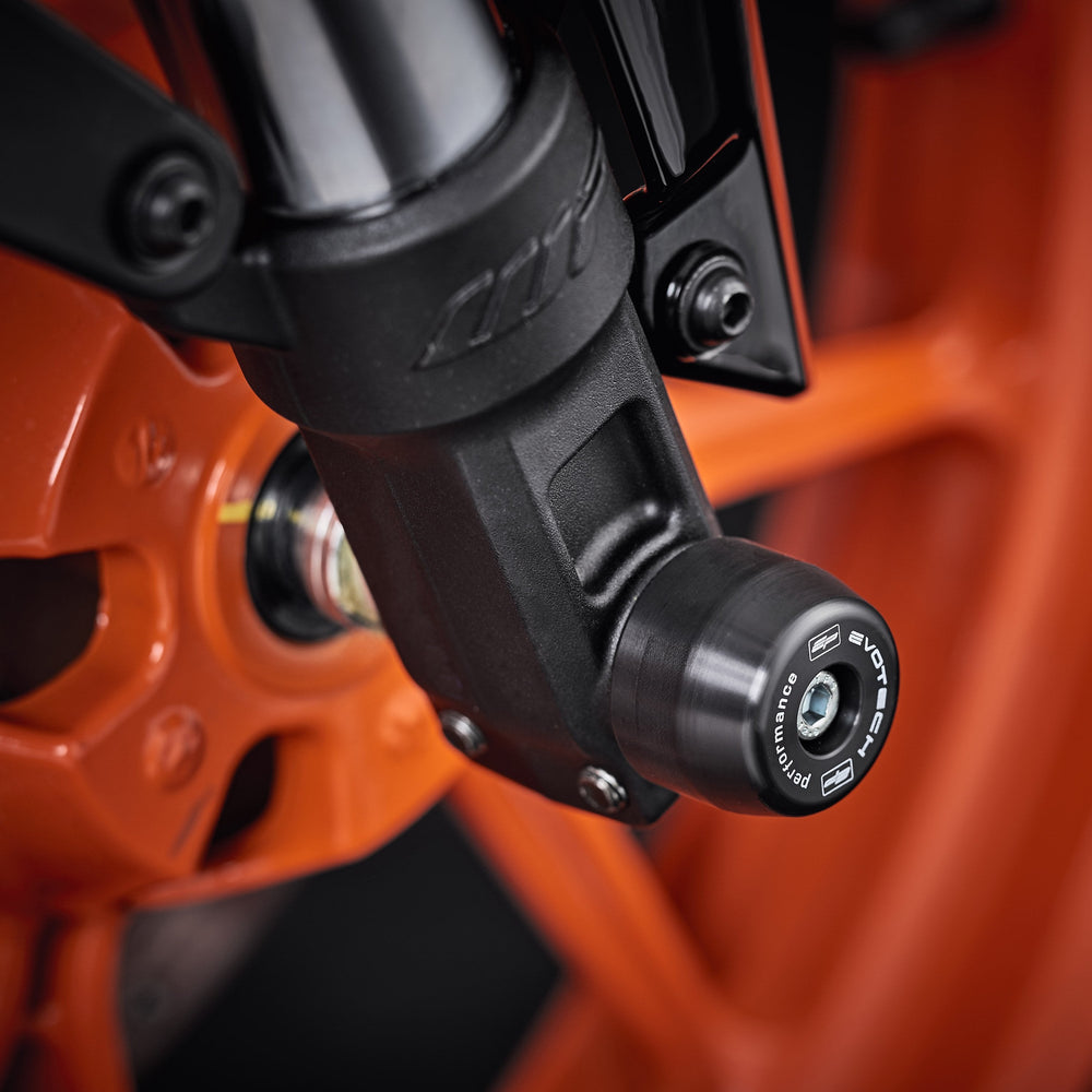 
                  
                    EP Front Spindle Bobbins for the KTM RC 390: Evotech Performanceâ€™s crash protection bungs seamlessly fitted to the motorcycleâ€™s front forks.
                  
                