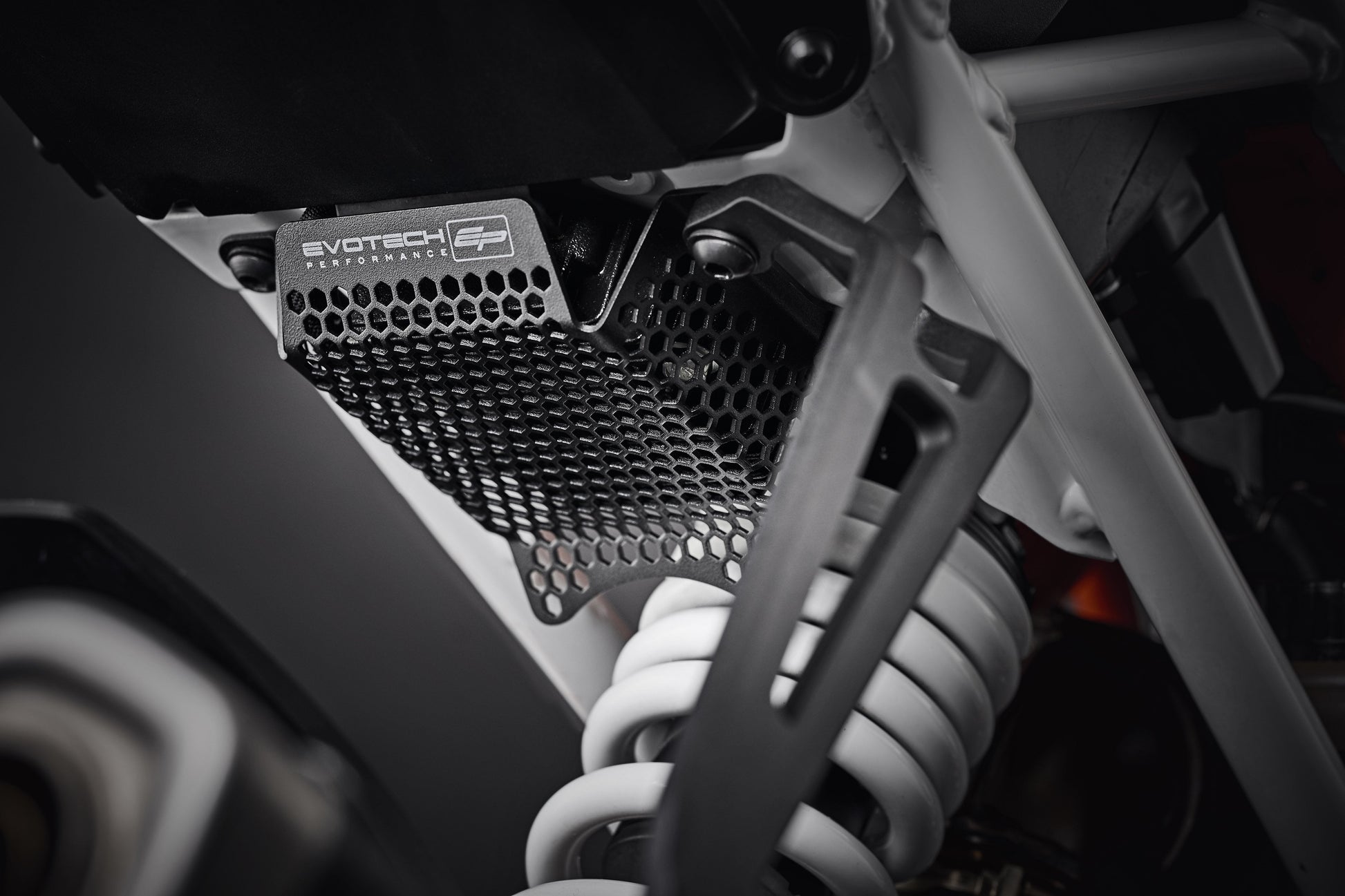 Evotech KTM 125 Duke Spanningsregelaar Beschermer (2017 - 2023)