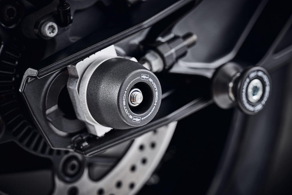 The EP Spindle Bobbins crash protection bobbin fits neatly to the rear spindle and swingarm of the KTM 890 Duke R, sitting near the EP Paddock Stand Bobbins. 