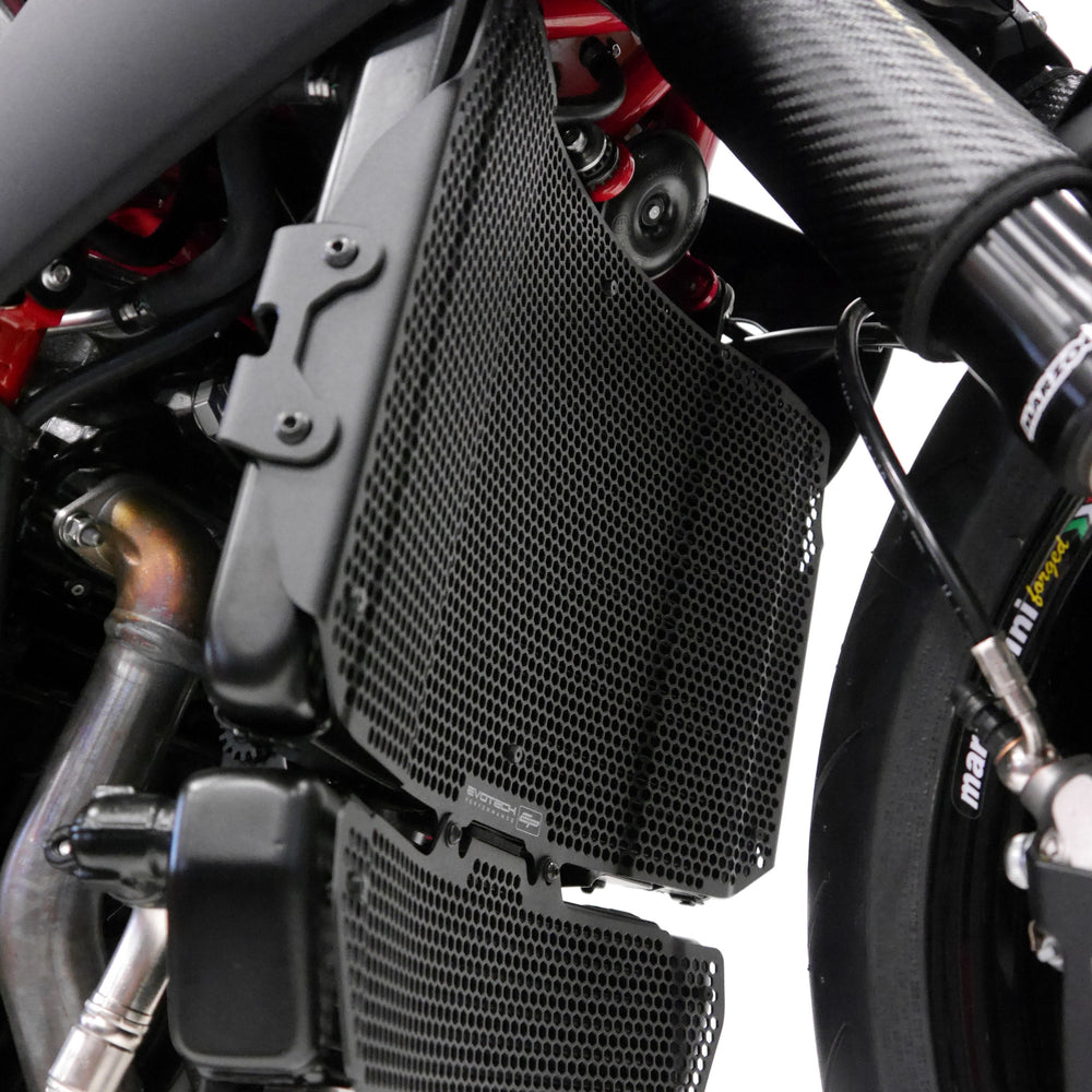 
                  
                    EP Radiator and Oil Cooler Guard installed on the MV Agusta Brutale 800 RR LH44
                  
                