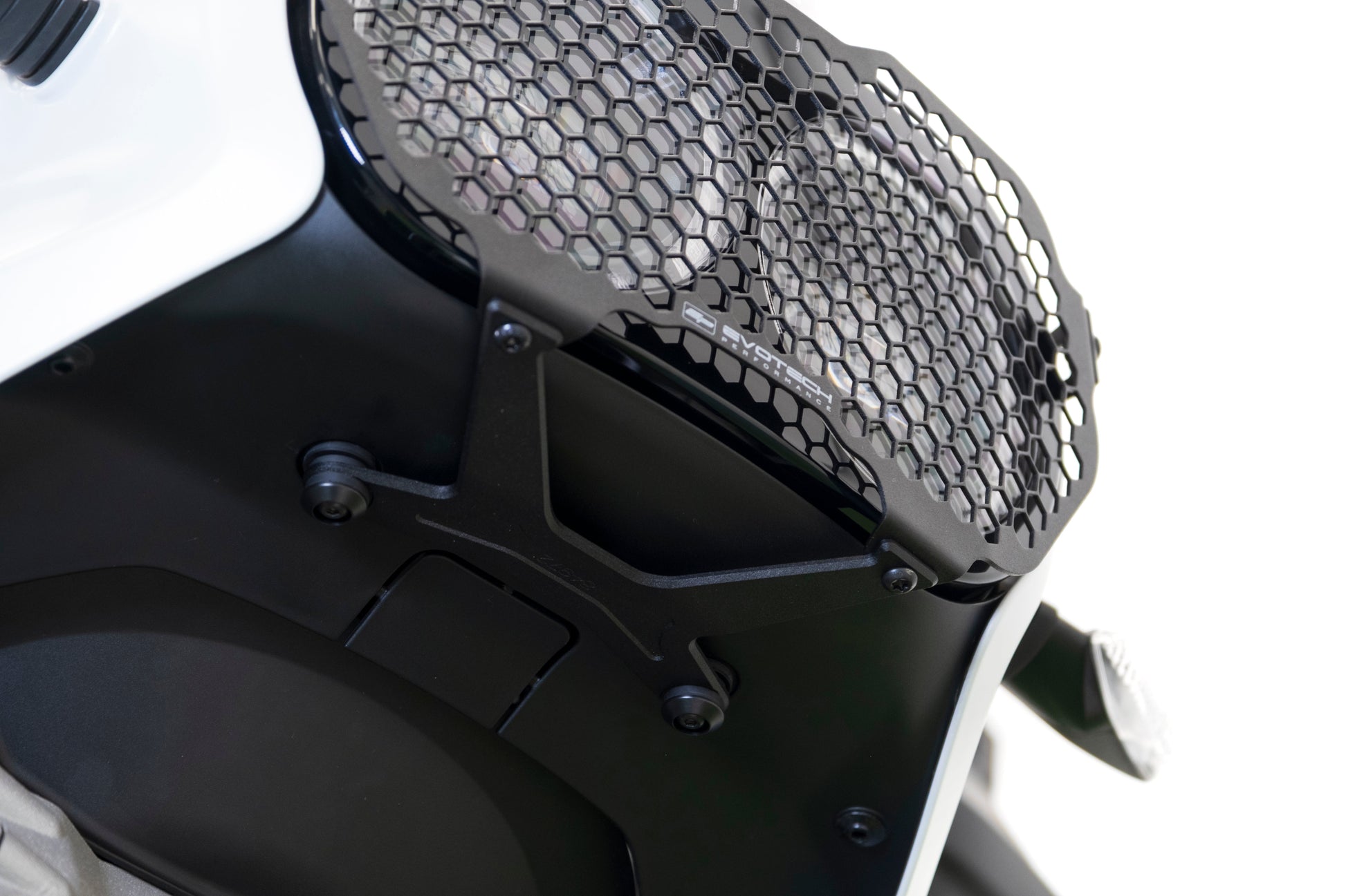 Koplamp beschermer Evotech - Ducati DesertX (2021-2026) montagesteun detailfoto