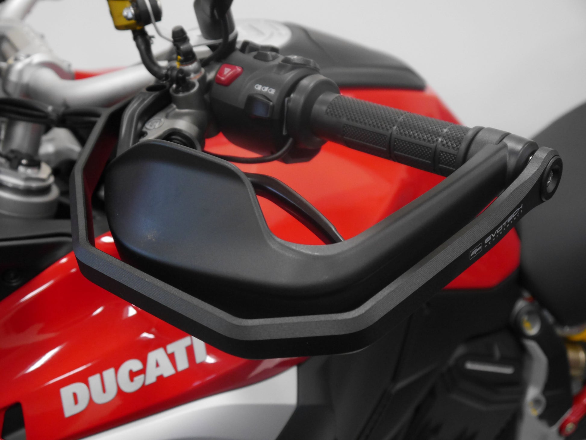 Evotech Handkap Beschermer Beugels - Ducati Multistrada V4 Rally (2025+)