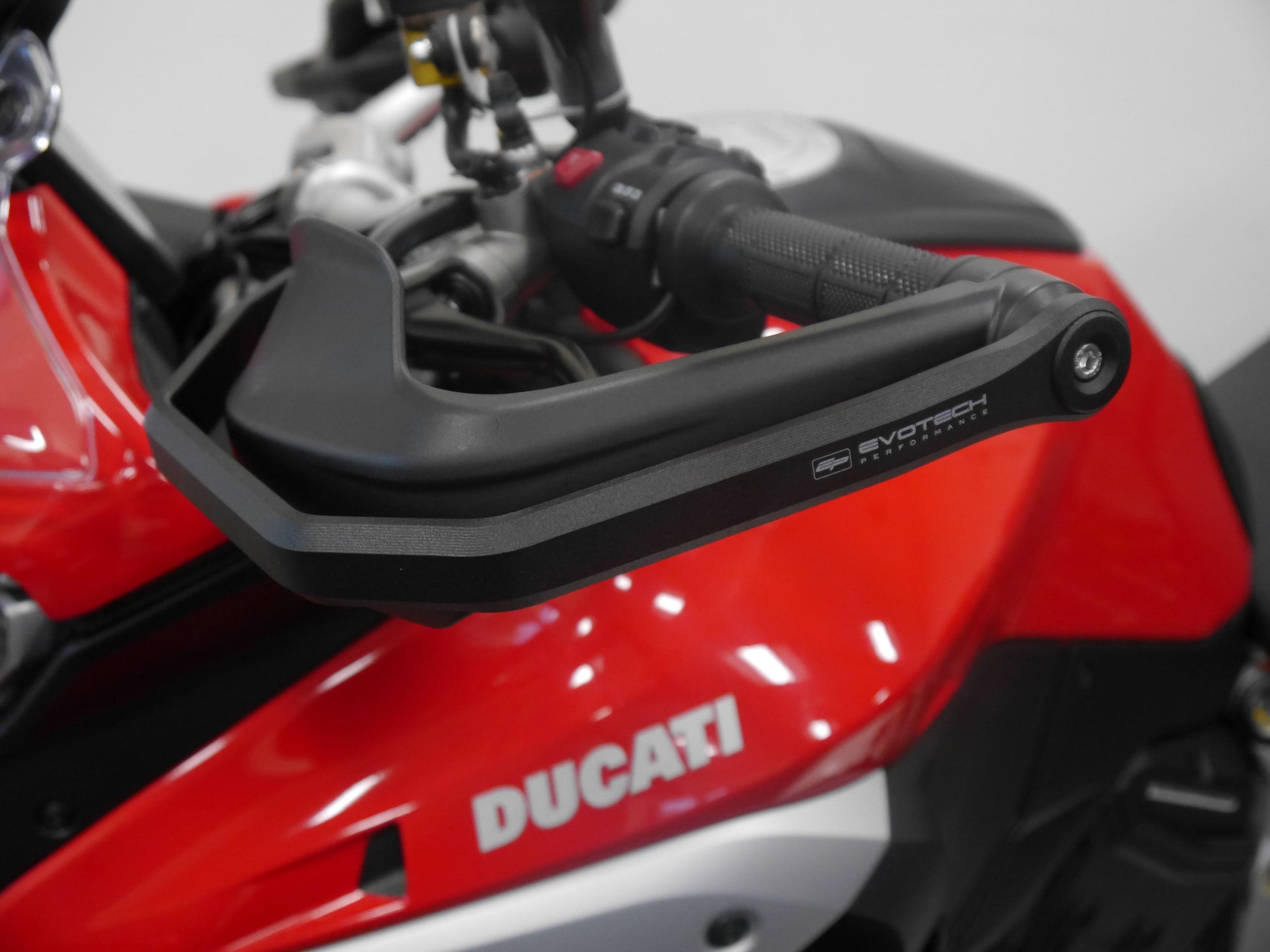 Evotech Handkap Beschermer Beugels - Ducati Multistrada V4 (2025+)