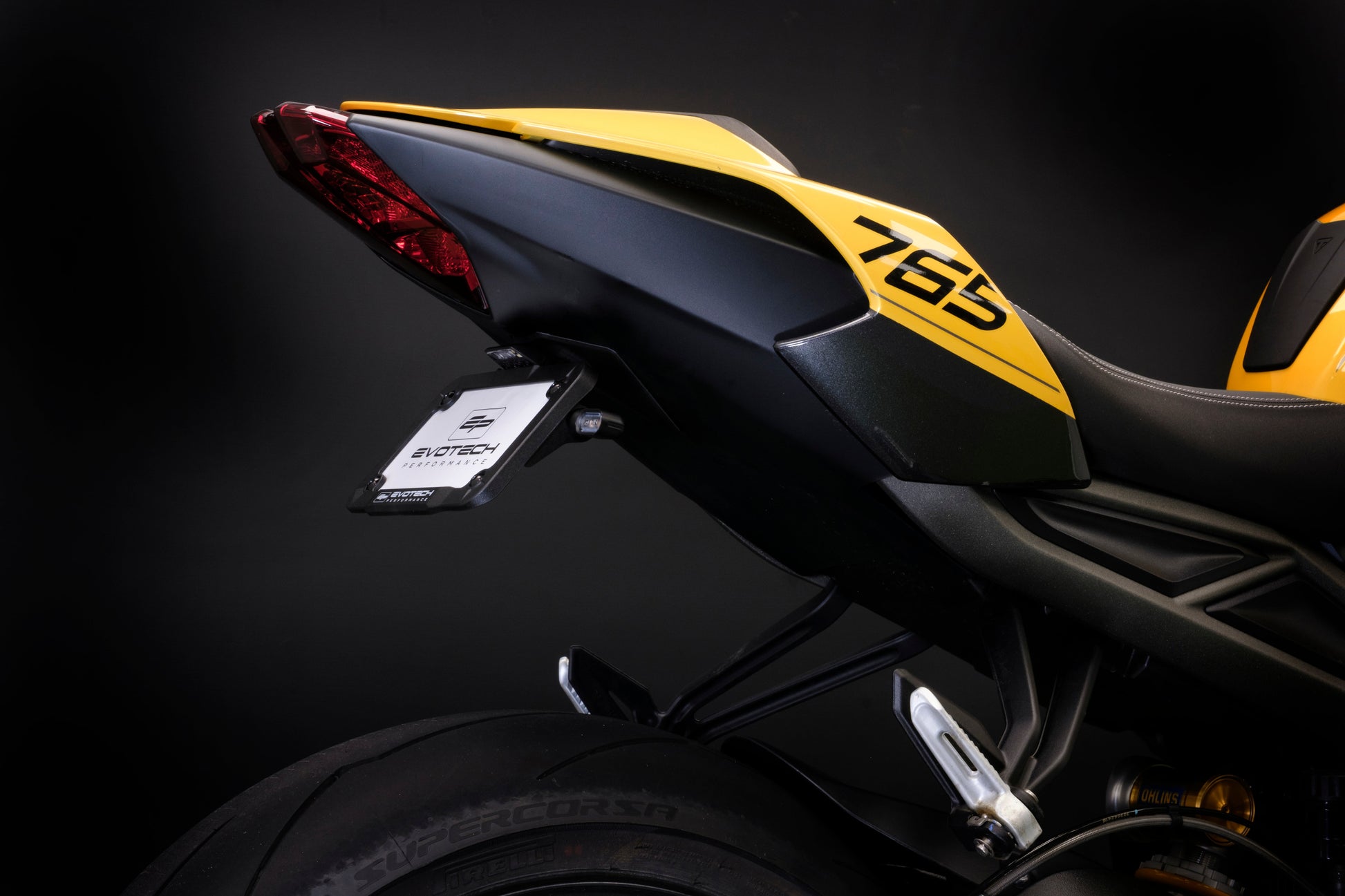 Verstelbare kentekenplaathouder incl. V1 knipperlichten Evotech - Triumph Street Triple S (2017 - 2019)