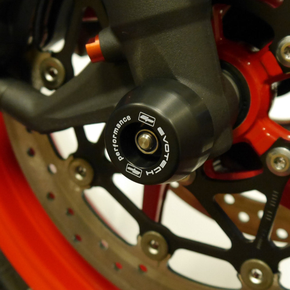 Evotech Front Spindle Bobbins - Triumph Street Triple R (2013-2016)