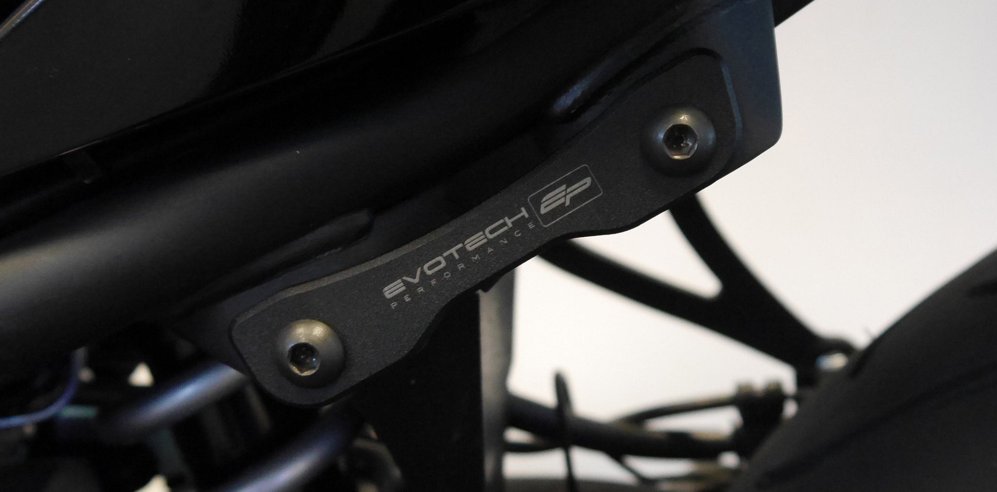 Evotech Yamaha YZF-R3 Uitlaatsteun & Duosteun Vervanger Kit (2015+)