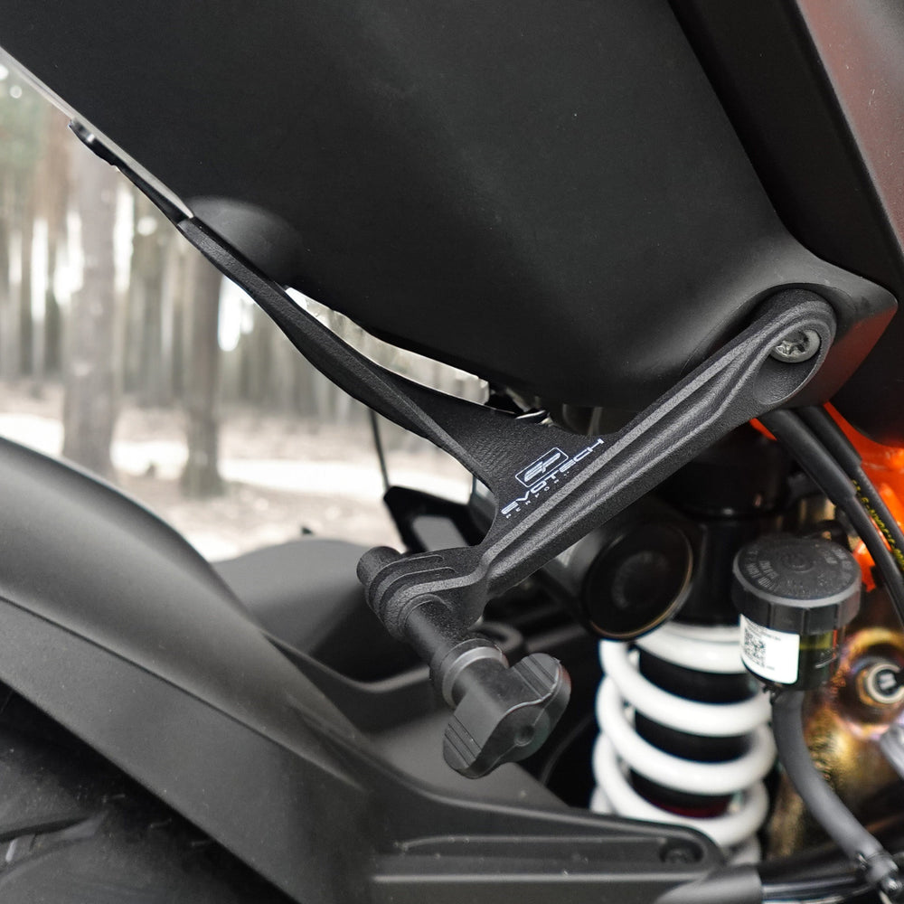 
                  
                    EVOTECH POTEPEG FACTING FACT ACTION CAME CAME CAME - KTM 1290 Super Duke R (2020+) (côté droit)
                  
                